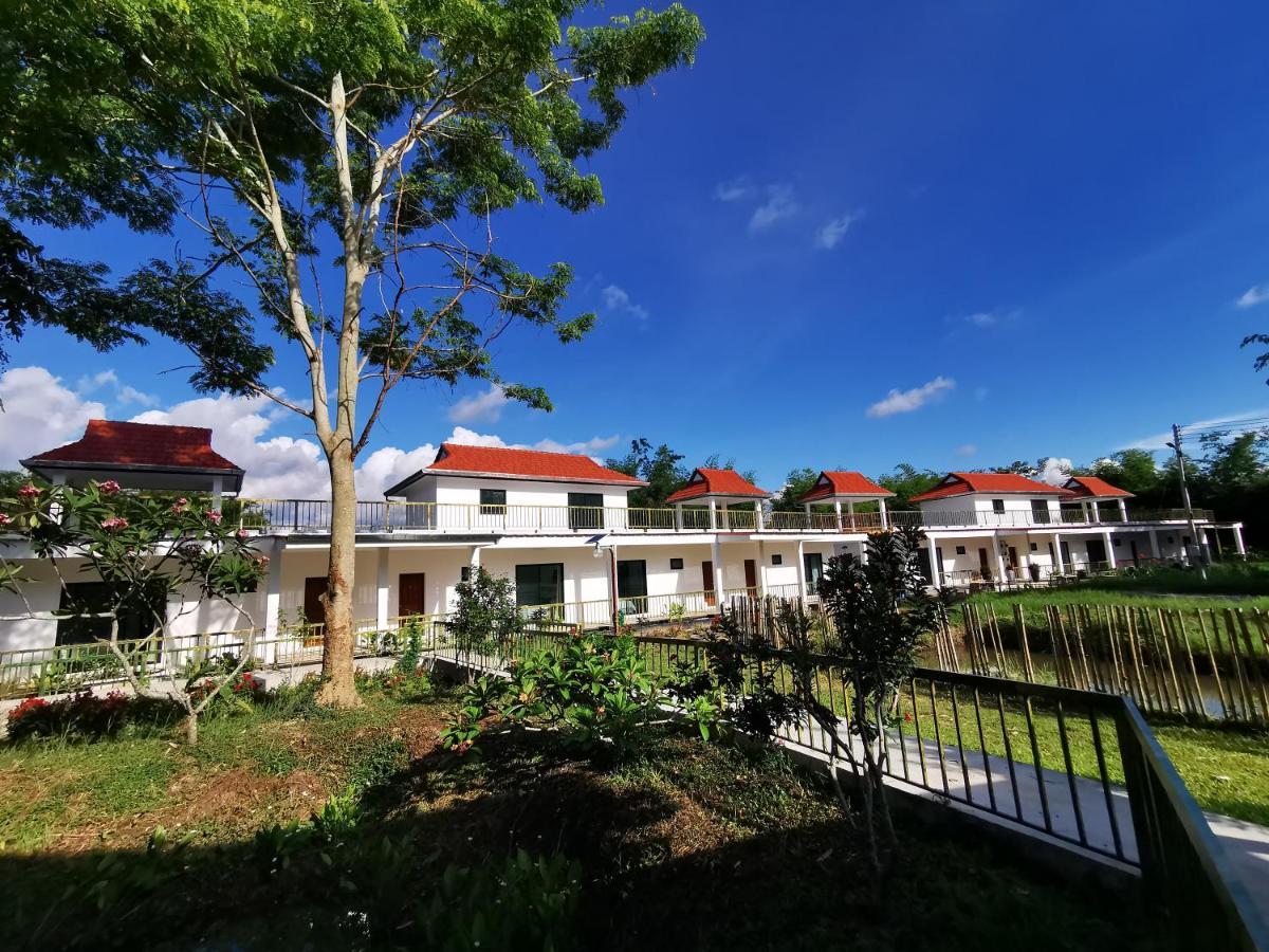 Jasmine Hills Lodge Doi Saket Exteriör bild