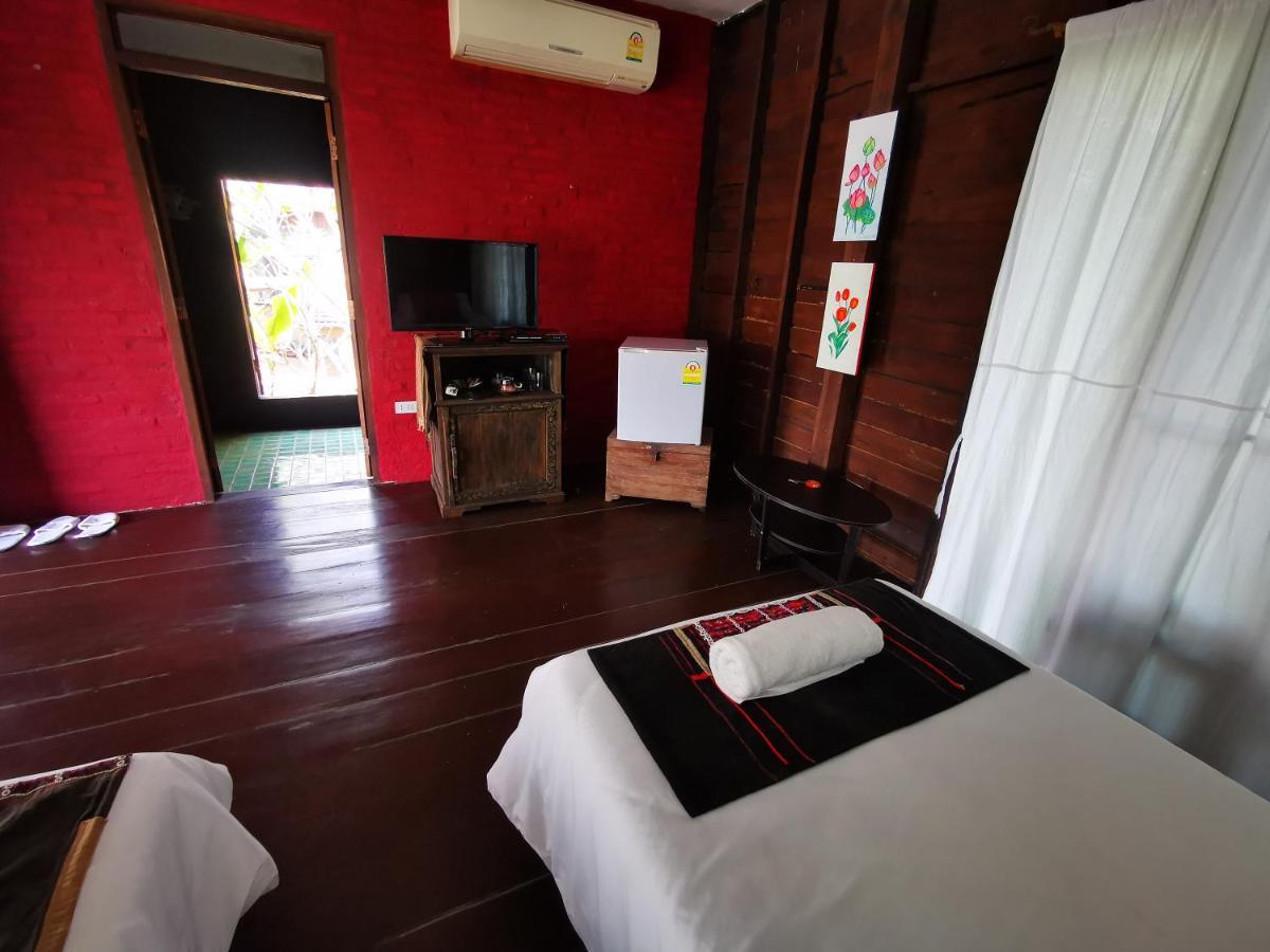Jasmine Hills Lodge Doi Saket Exteriör bild