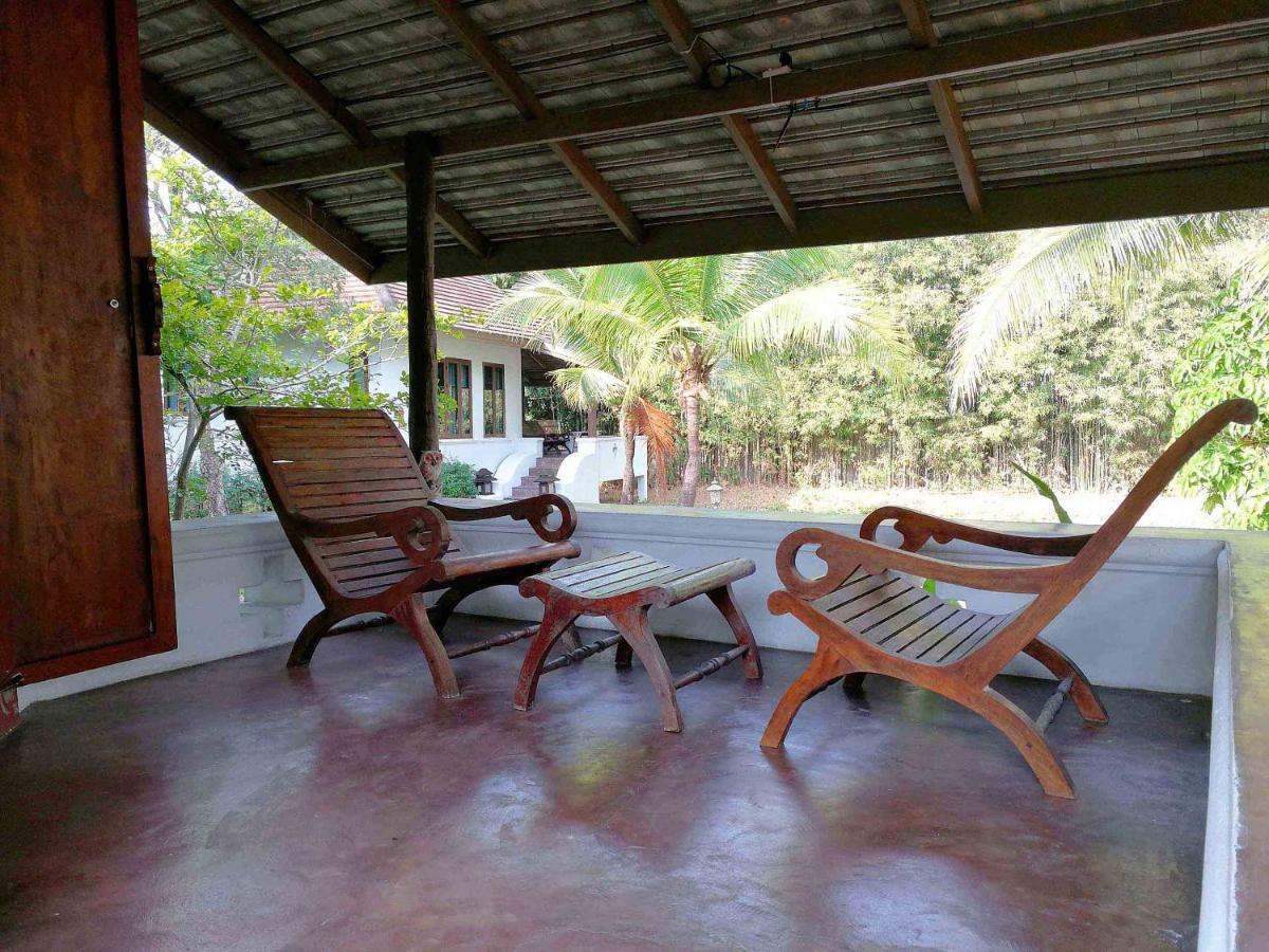 Jasmine Hills Lodge Doi Saket Exteriör bild